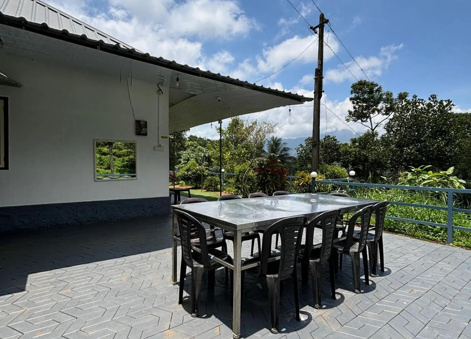 Eco Hills Private Pool Villa Munnar